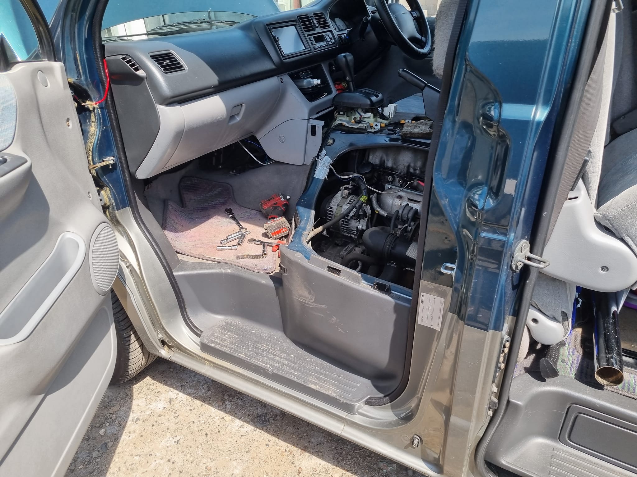 Alternator Fitted in Record Time for a Mazda Bongo