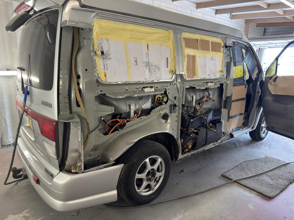Mazda Bongo full restoration with new rear quarter panel
