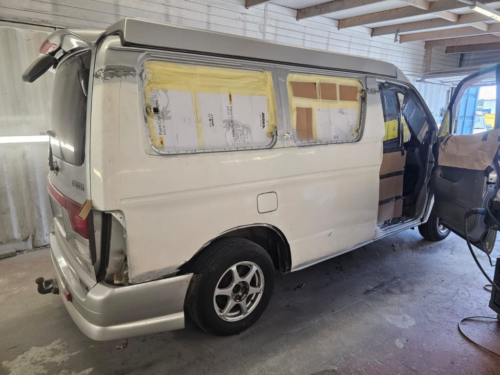 Mazda Bongo full restoration with new rear quarter panel