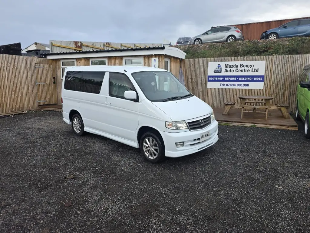 Mazda Bongo Aero for Sale in Frozen White