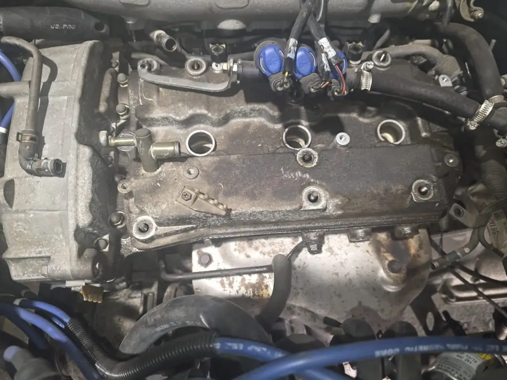 Mazda Bongo Head removal for rocker cover gaskets
