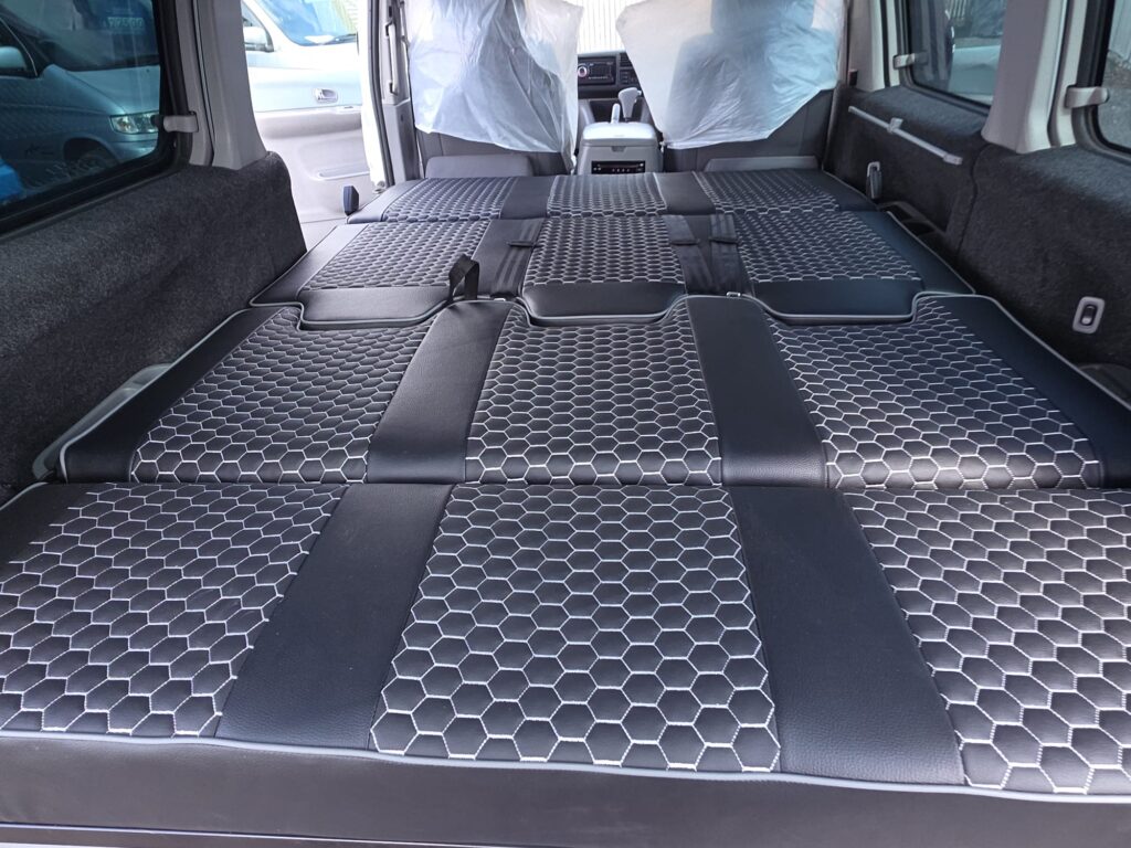 Ultra wide rock and roll bed Mazda Bongo interior